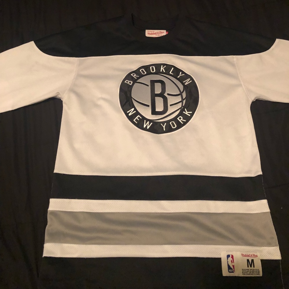 Mitchell & Ness nets jersey